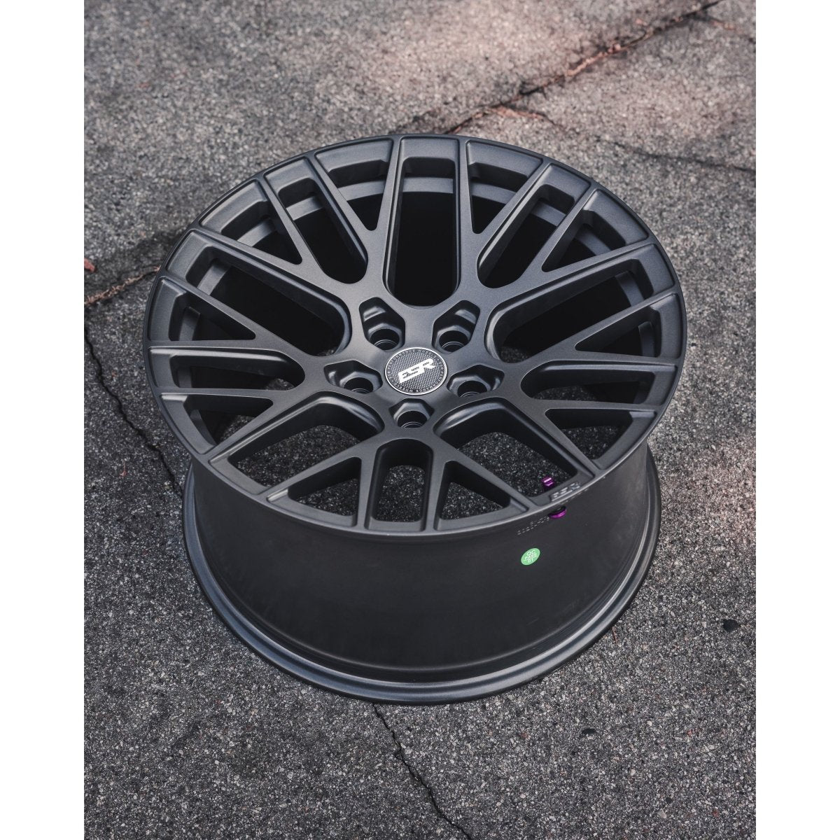 ESR Wheels RF11 Matte Graphite - JDMuscleWheels88550030 RF11MGR18x8.5 +30 5x100 73.1