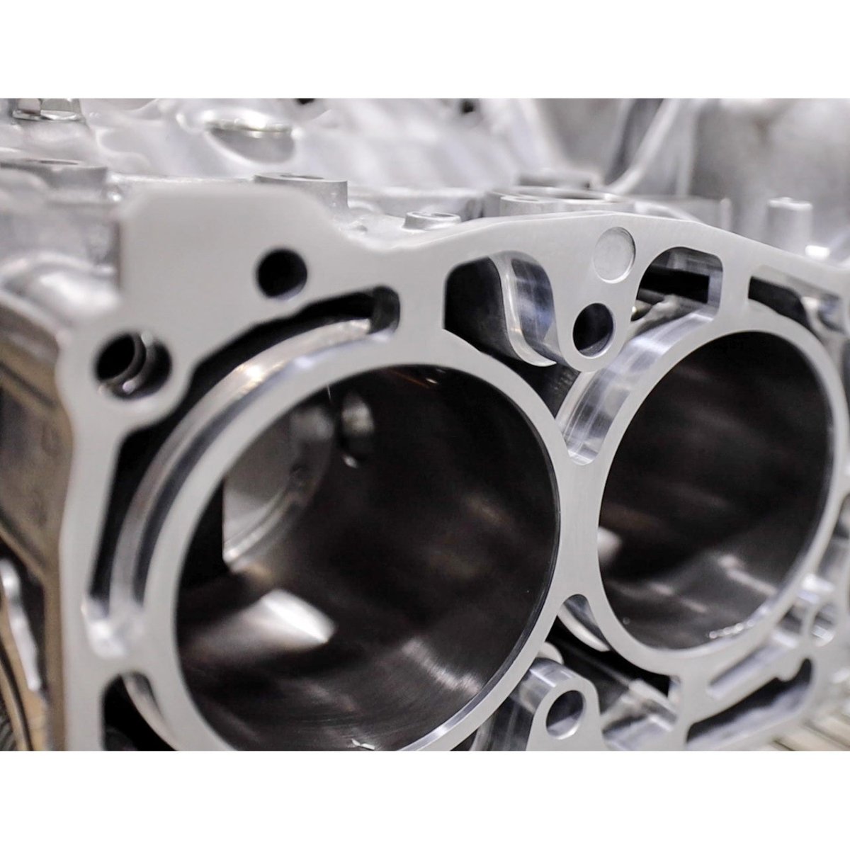 IAG 13 - 20 BRZ/13 - 16 FR - S/17 - 20 GT86 800 FA20 Closed Deck Case Half Set | IAG - ENG - C886BH - JDMuscleFabricationIAG-ENG-C886BH
