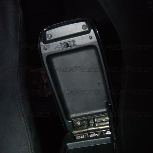 Rexpeed Carbon Fiber Armrest Mitsubishi Evo 7 - 9 2001 - 2007 | R156 - JDMuscleInterior AccessoriesR156
