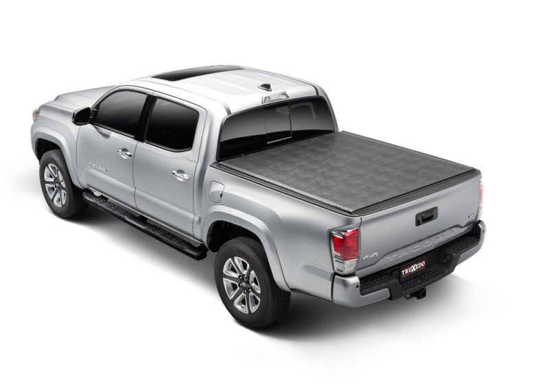 Truxedo 07 - 21 Tundra 5ft 6in Sentry Bed Cover w/ Track System | 1563801 - JDMuscleTrunkstrx1563801